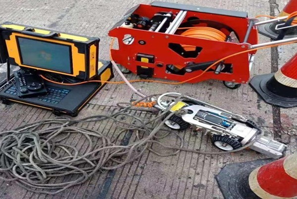 清水河CCTV管道检测机器人